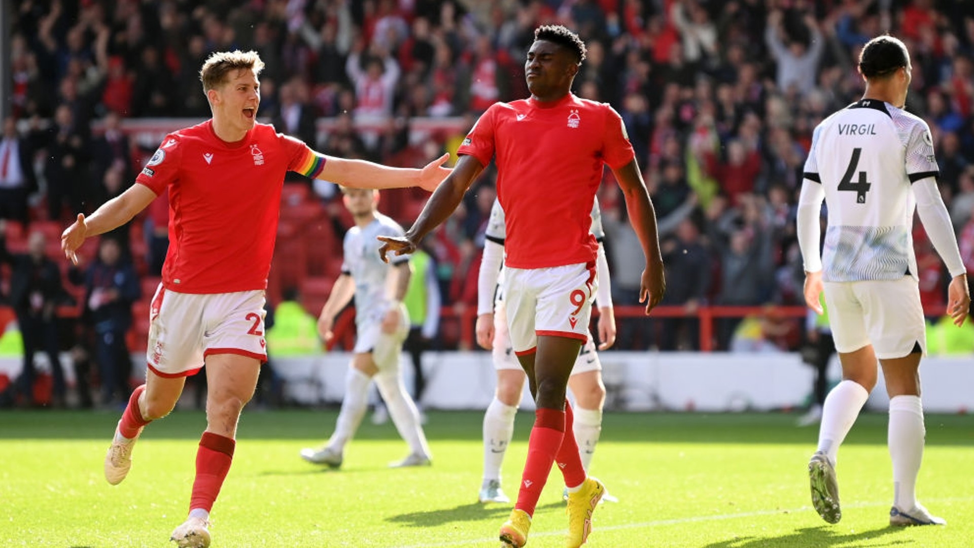 作为世界足 作为世界足